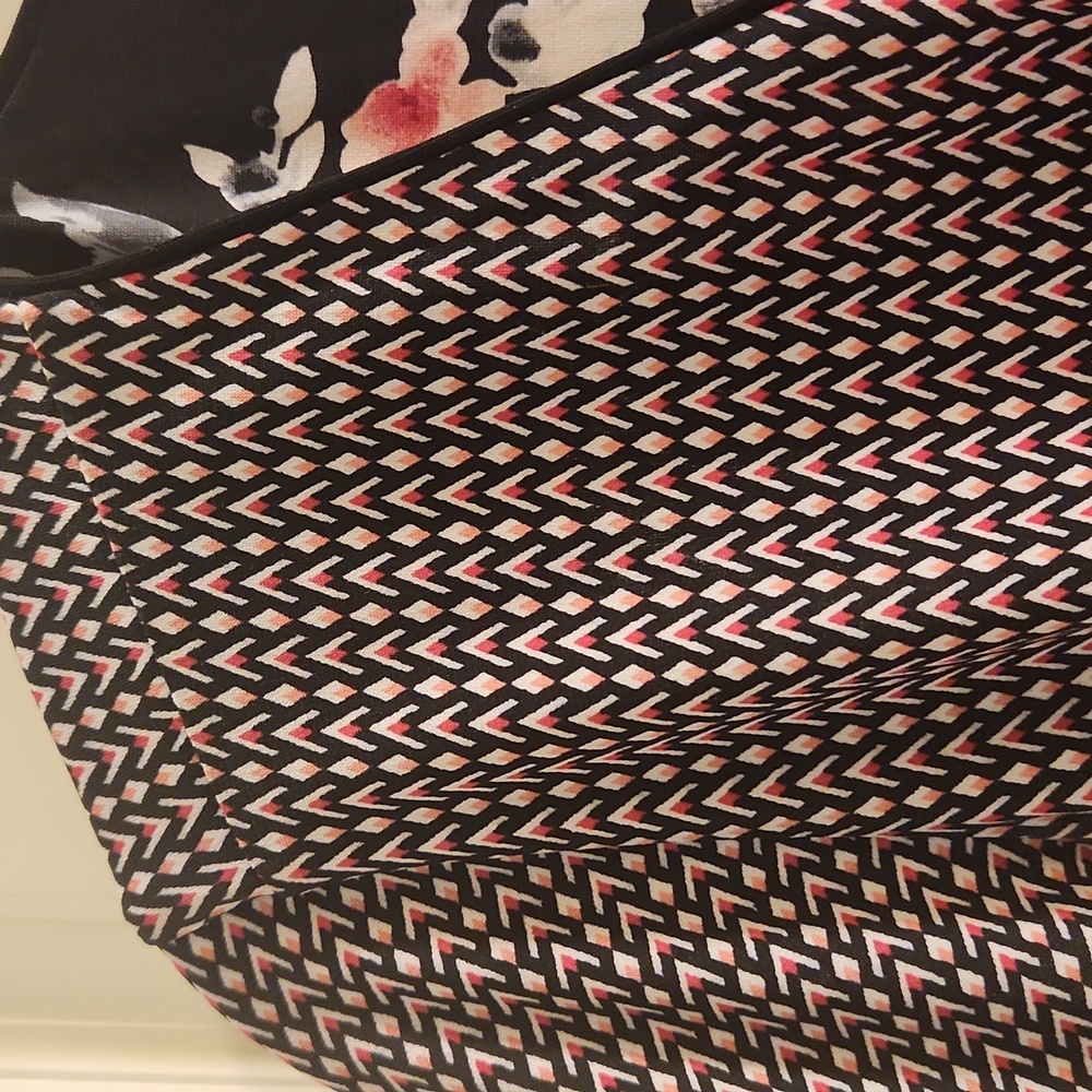 White Hoise Black Market reversible dress - Picture 3 of 8